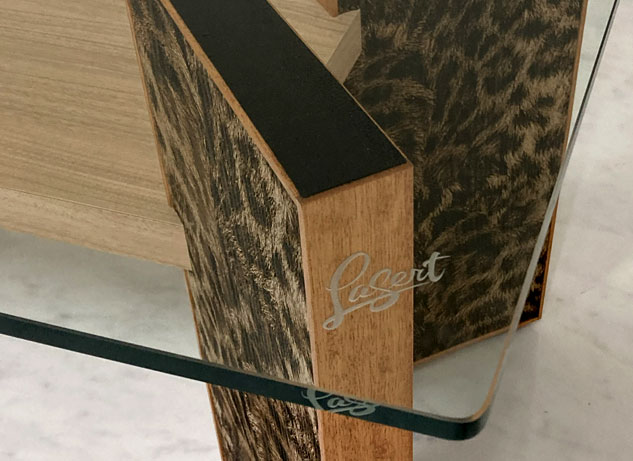 レーザート　家具